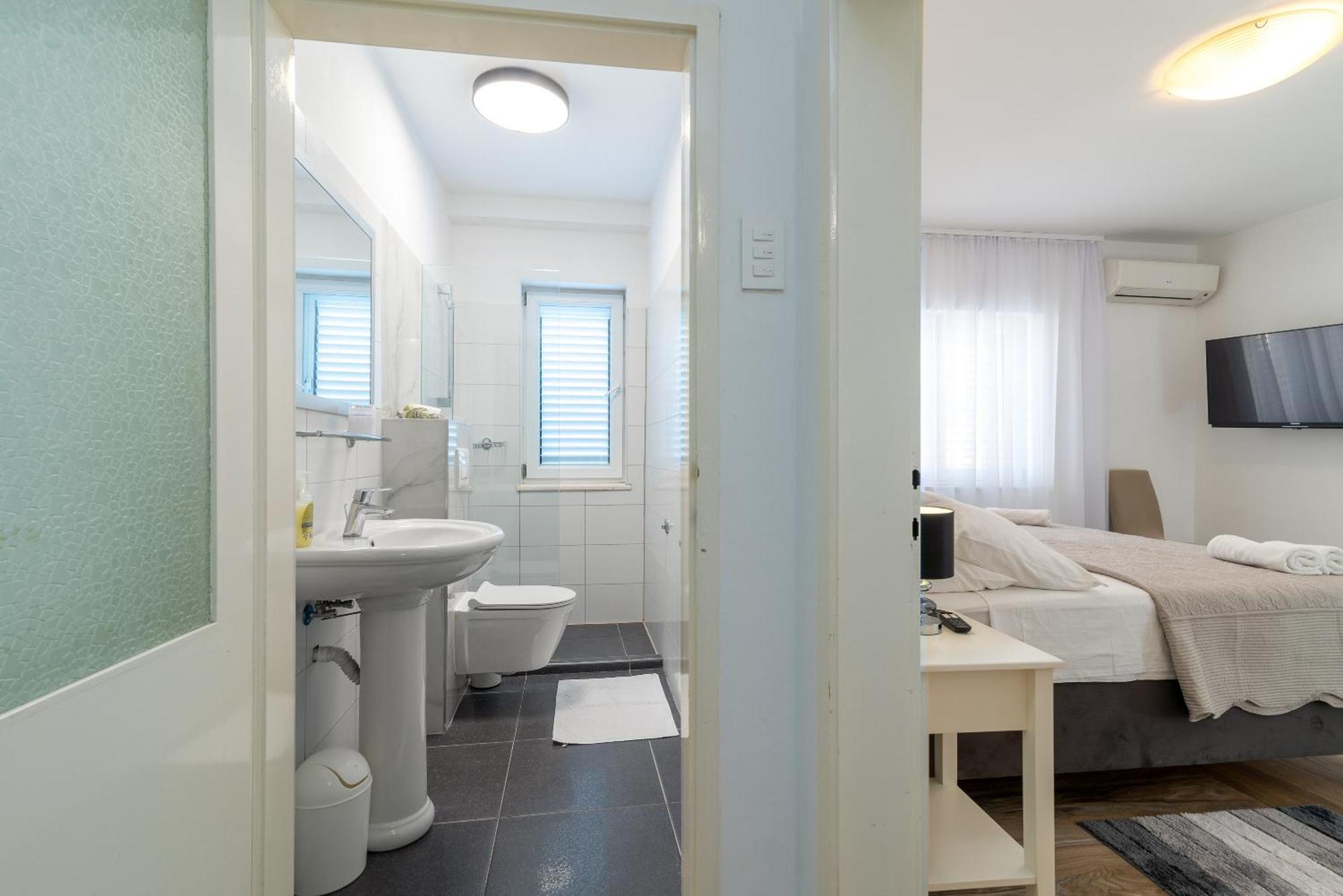 Apartmants Biocic Трогир Экстерьер фото